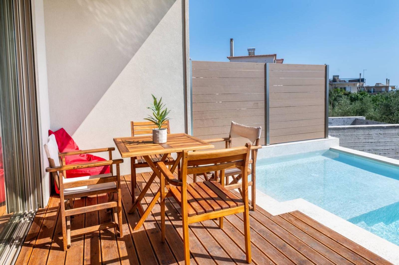 Petradi Suites Каламата Екстериор снимка