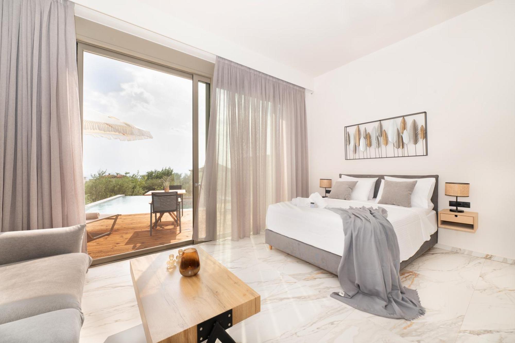Petradi Suites Каламата Екстериор снимка
